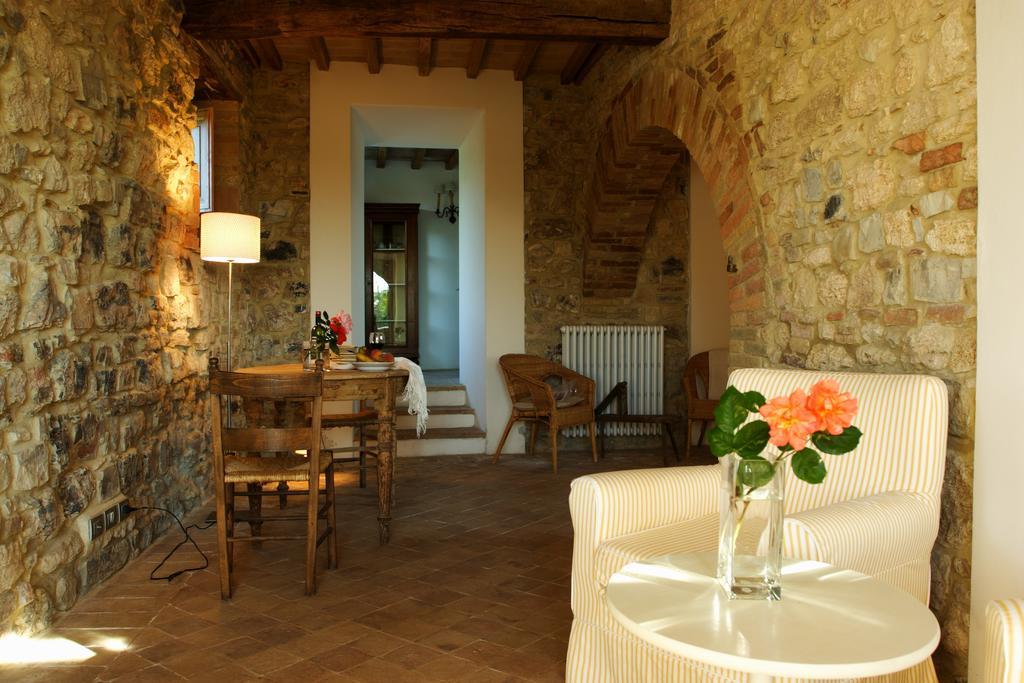 Casarciccia Pensionat Todi Rum bild
